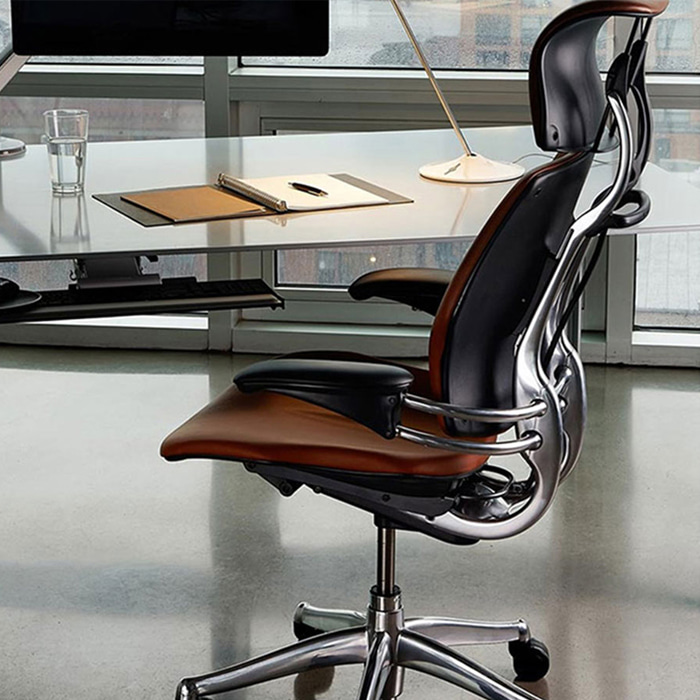 [Humanscale] 미국 휴먼스케일 프리덤체어 Freedom Headrest Chair 크롬바디 천연가죽 _ Vegetable Leather